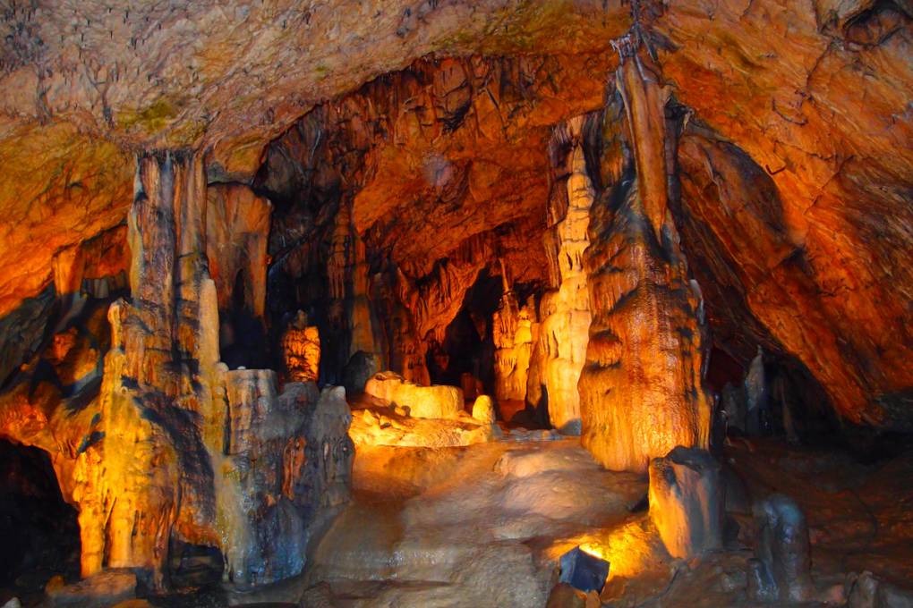 Jaskinie Osselle - Franche-Comté